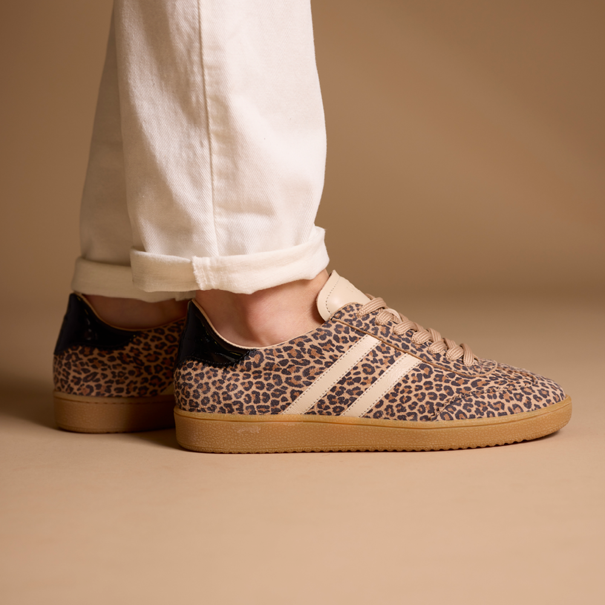 Hardrige, Boop suede léopard