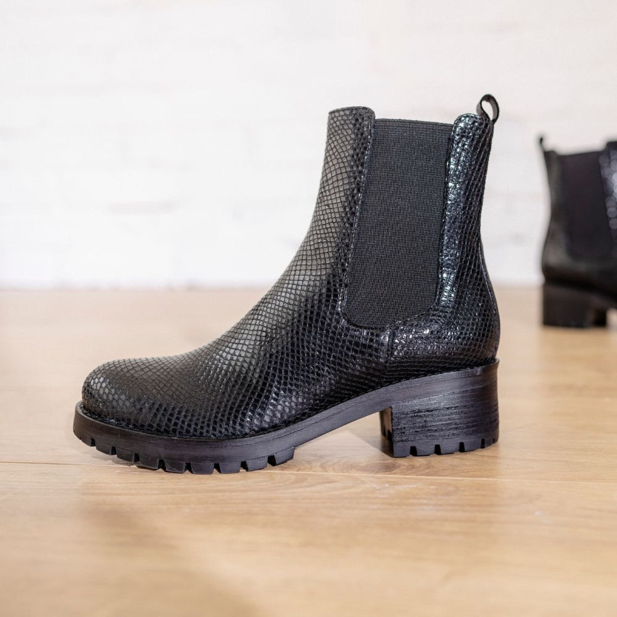 Hardrige - Suza Noir - Rena pit noir  - vue 2