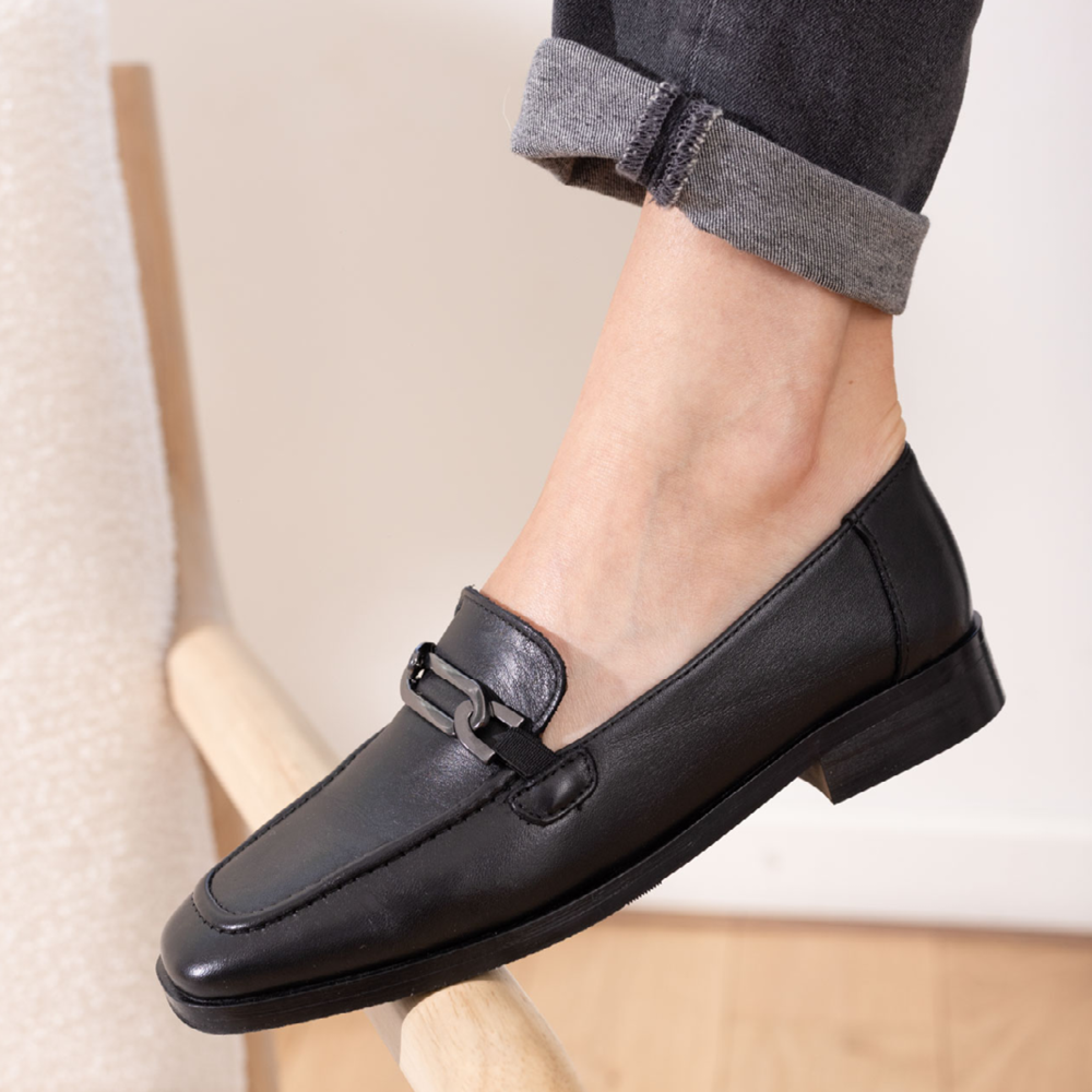 Complétez votre panier avec Aston noir