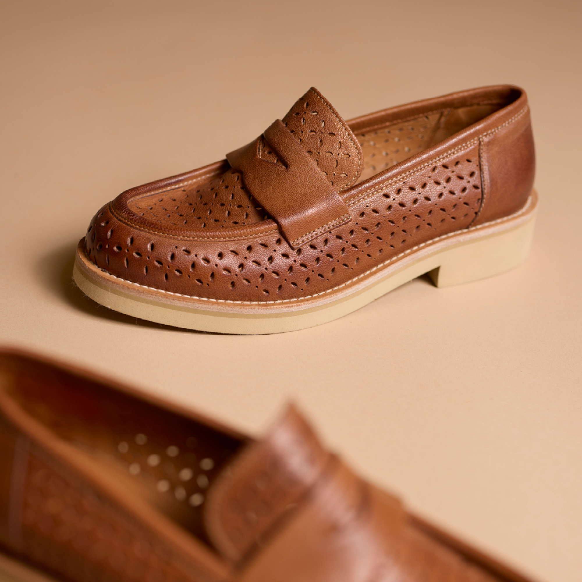 Hardrige, Louvry cuoio