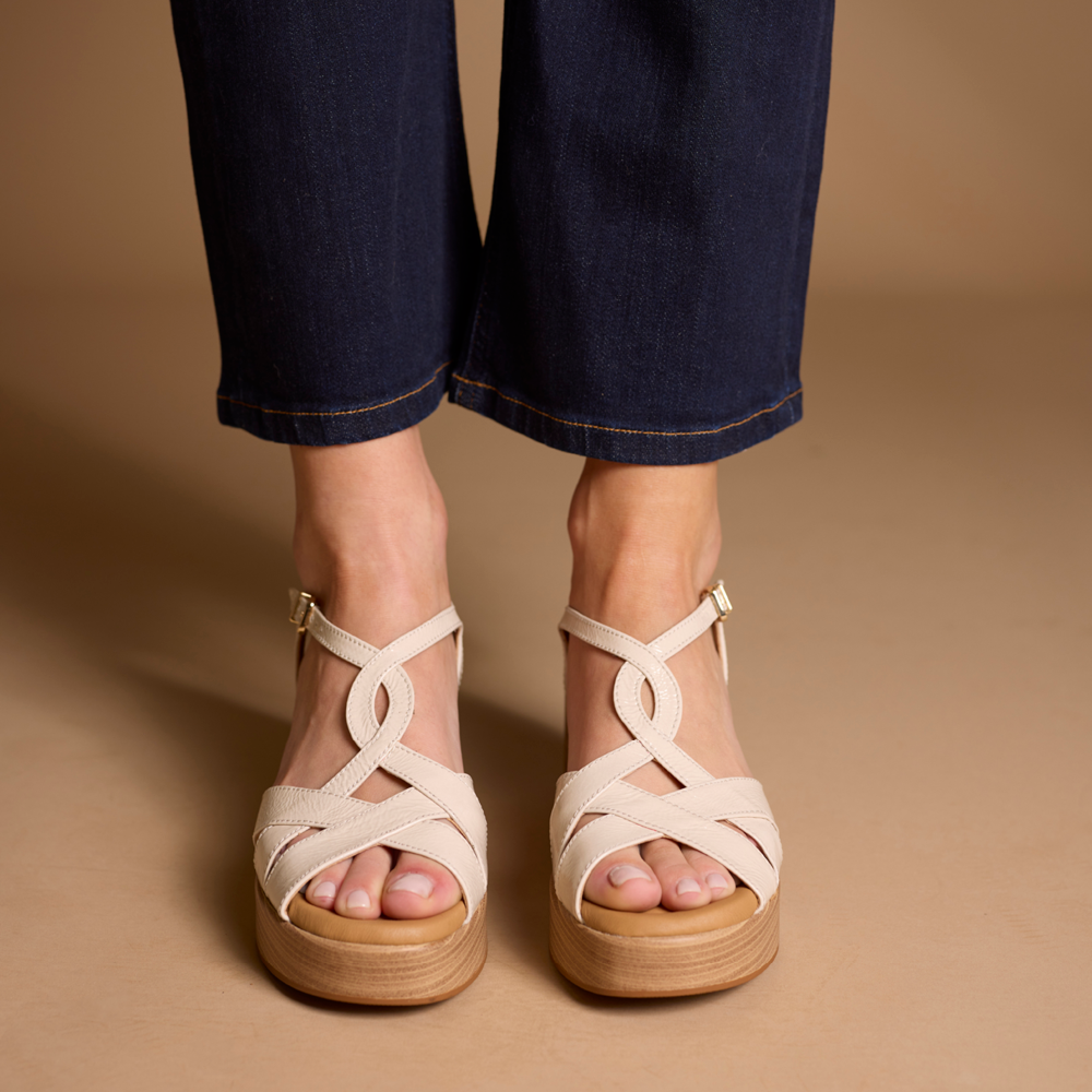 Hardrige, Perle off white