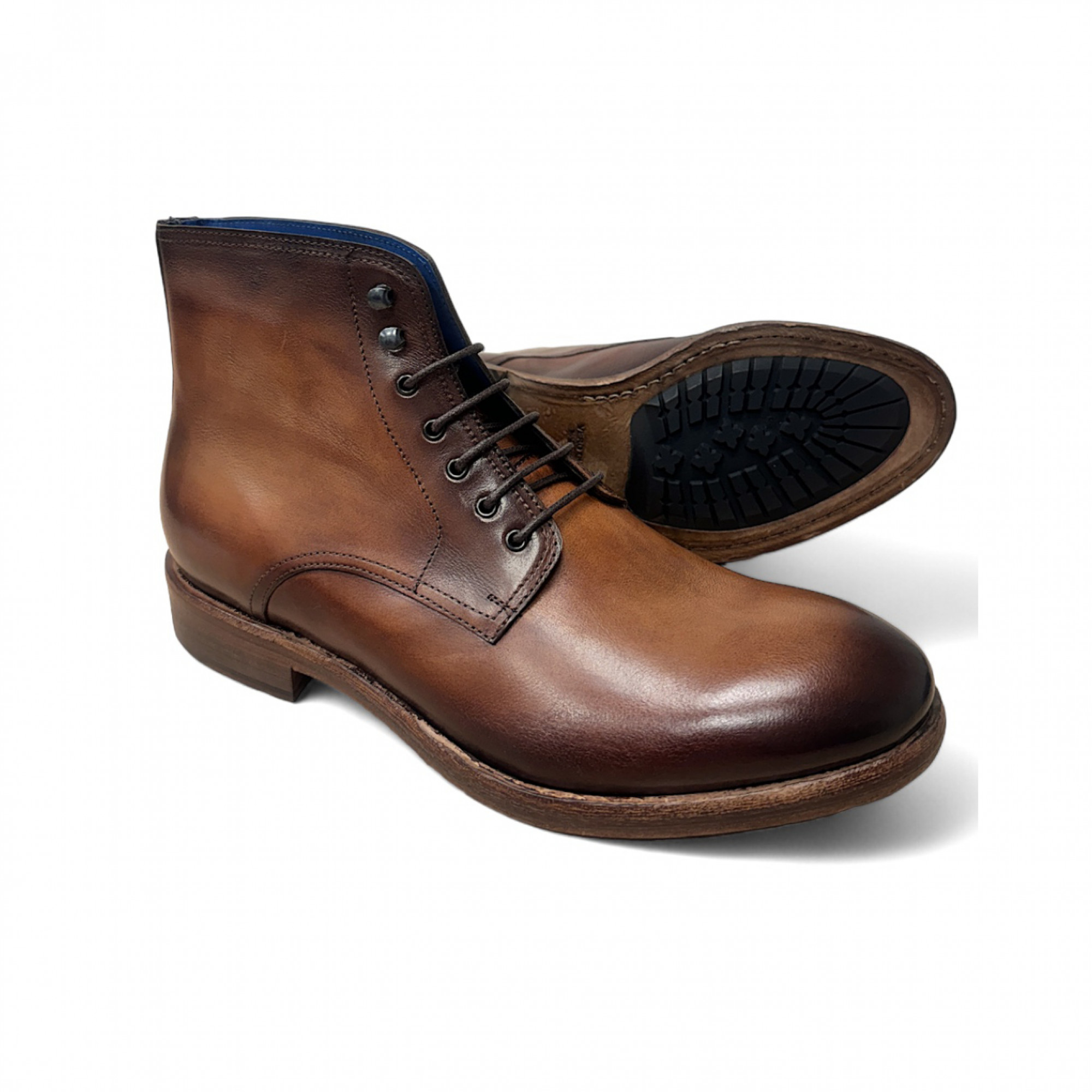 Hardrige, R560 Cuoio
