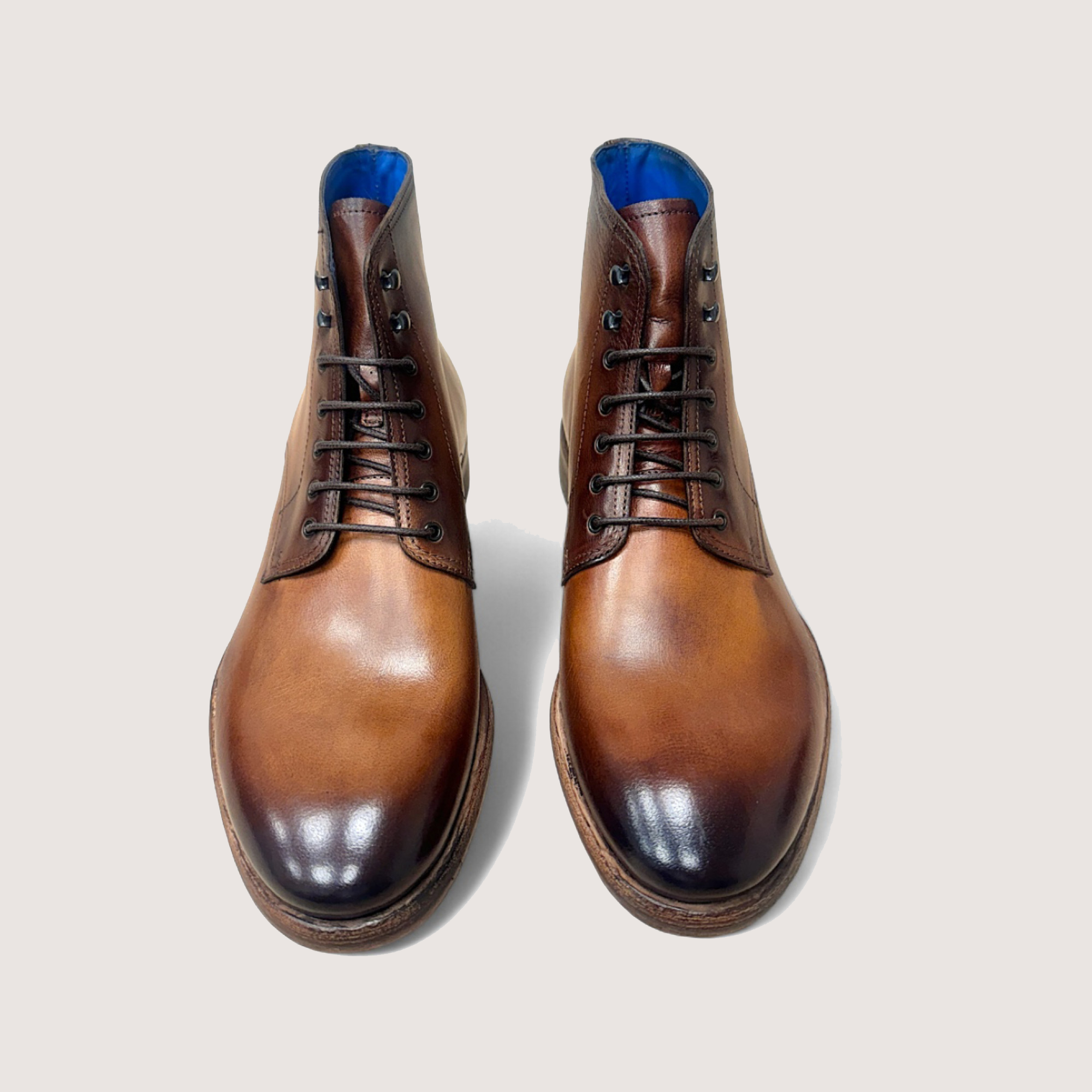 Hardrige, R560 Cuoio