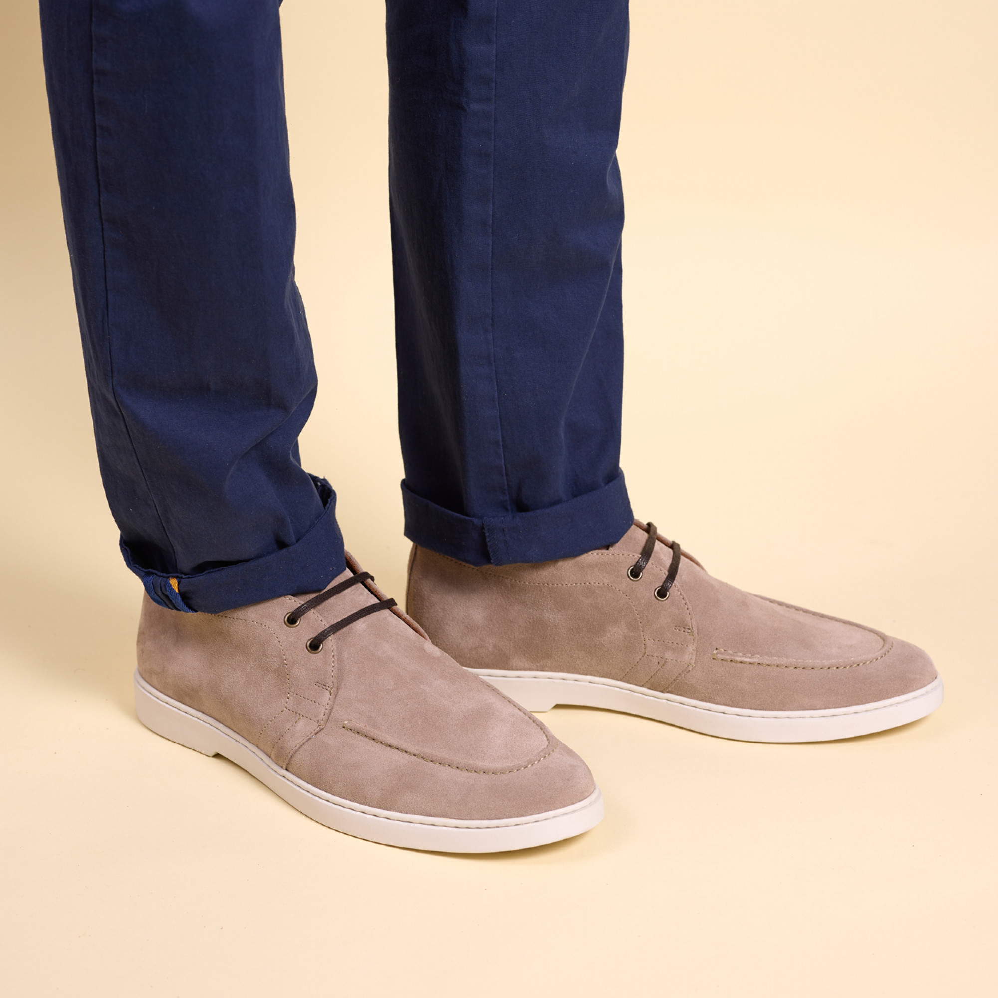 Hardrige, Bertone Taupe