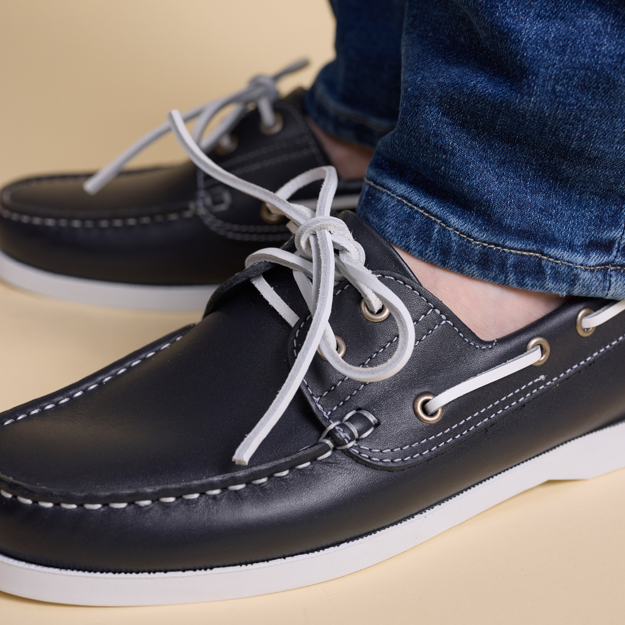 Hardrige, Bato Navy & Rouge