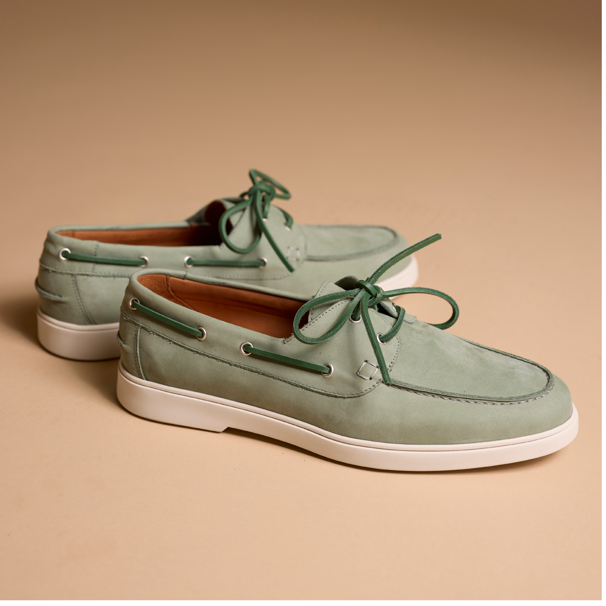 Hardrige, Milos nk kaki