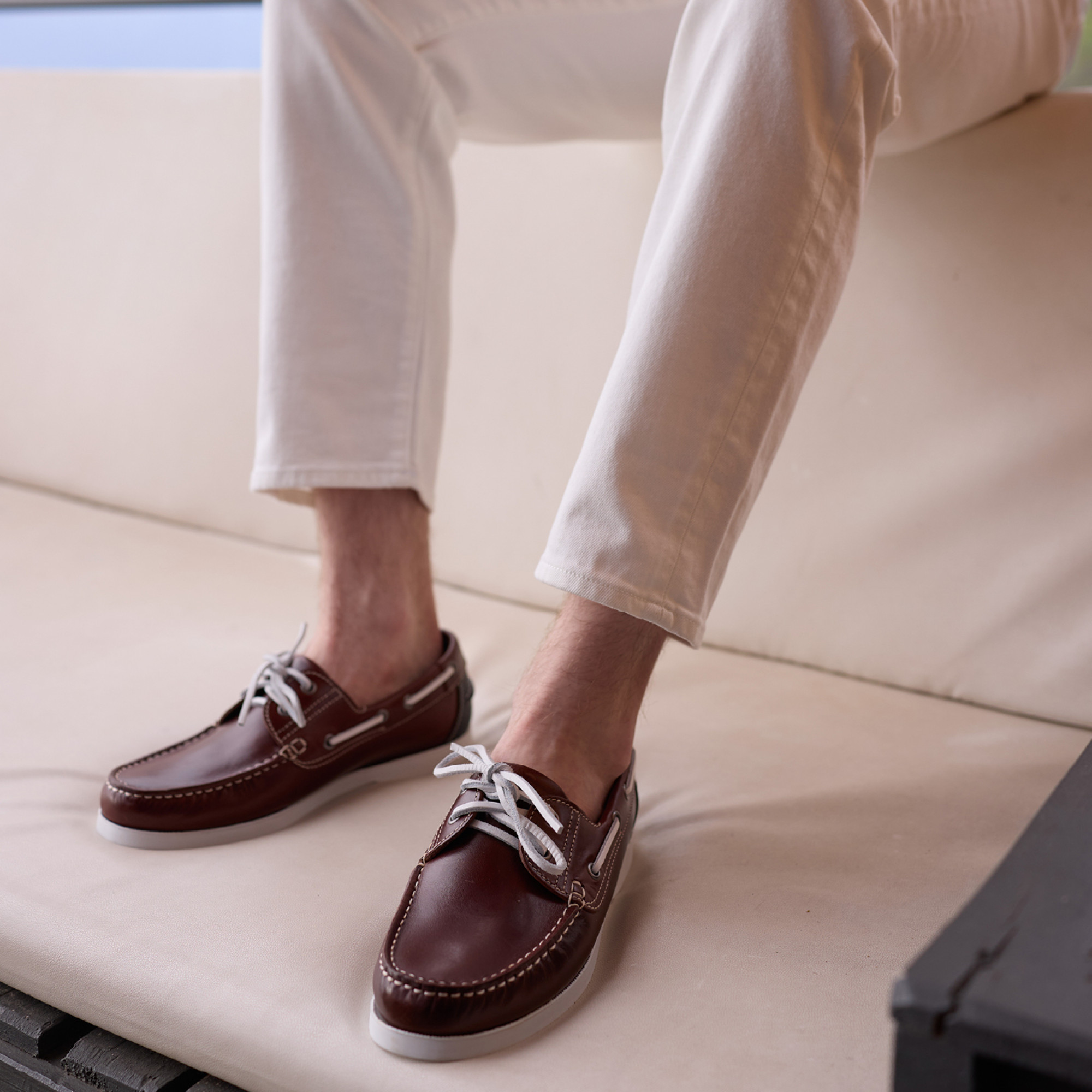 Hardrige, Bato Marron & Navy