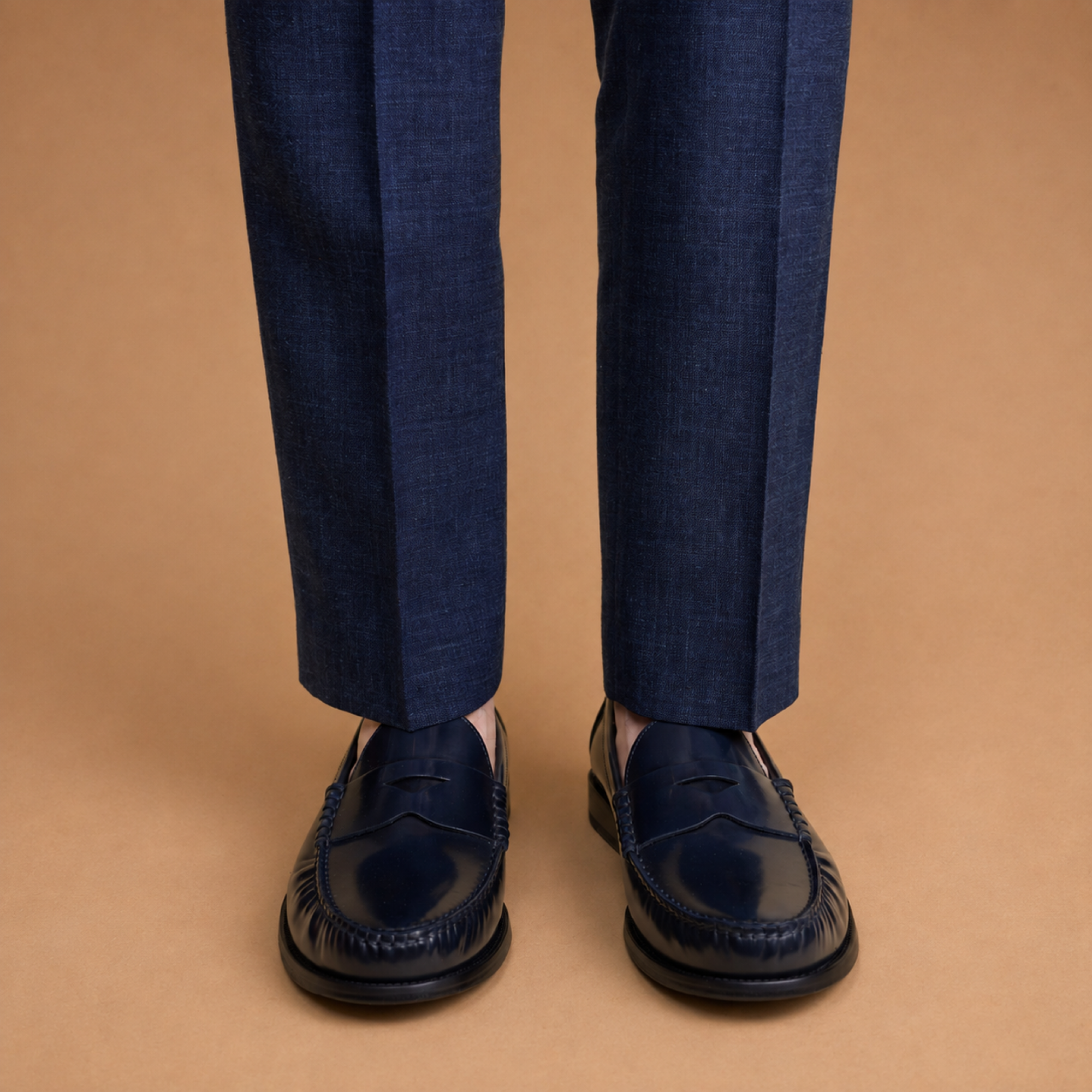 Hardrige, Mae Navy Polido