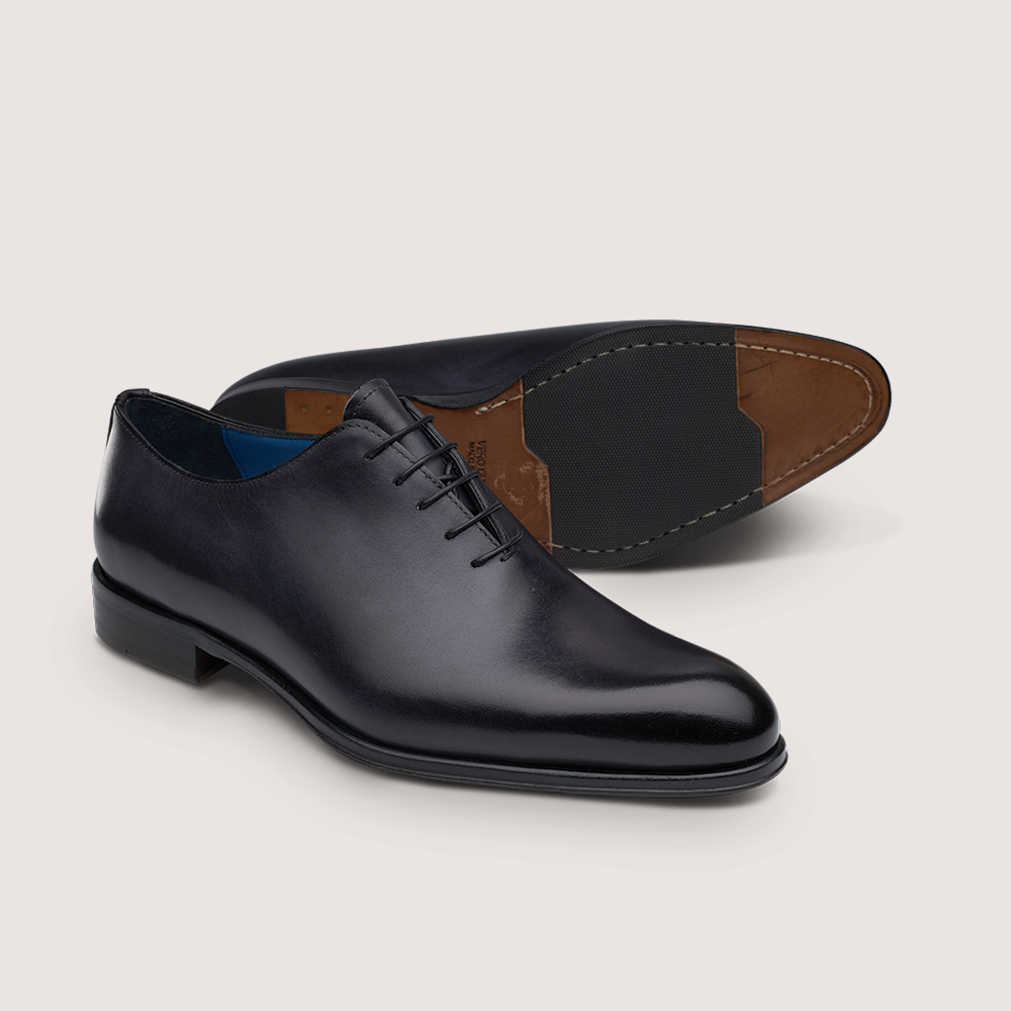 Hardrige, Leni Anthracite