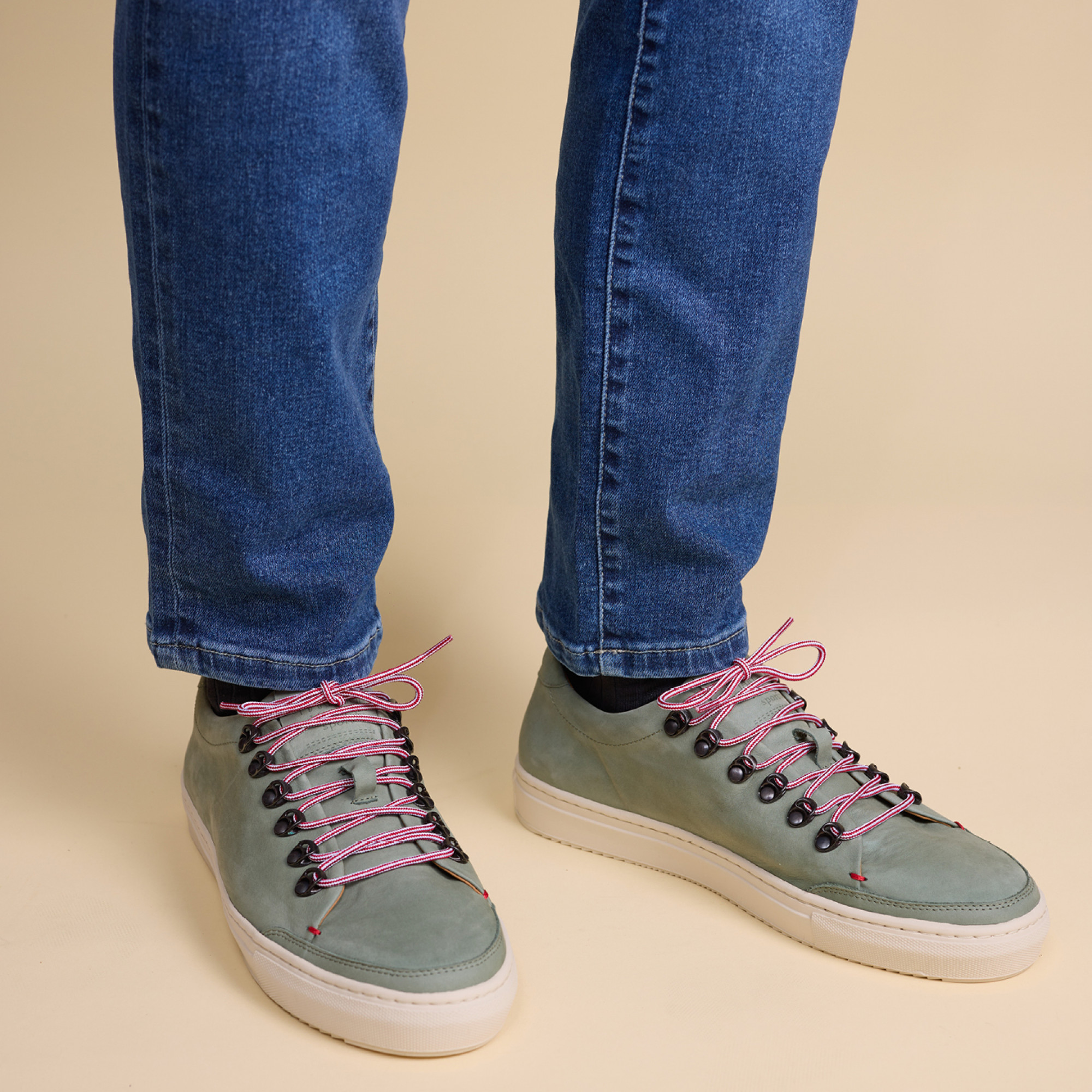 Hardrige, Roger Nubuck Kaki