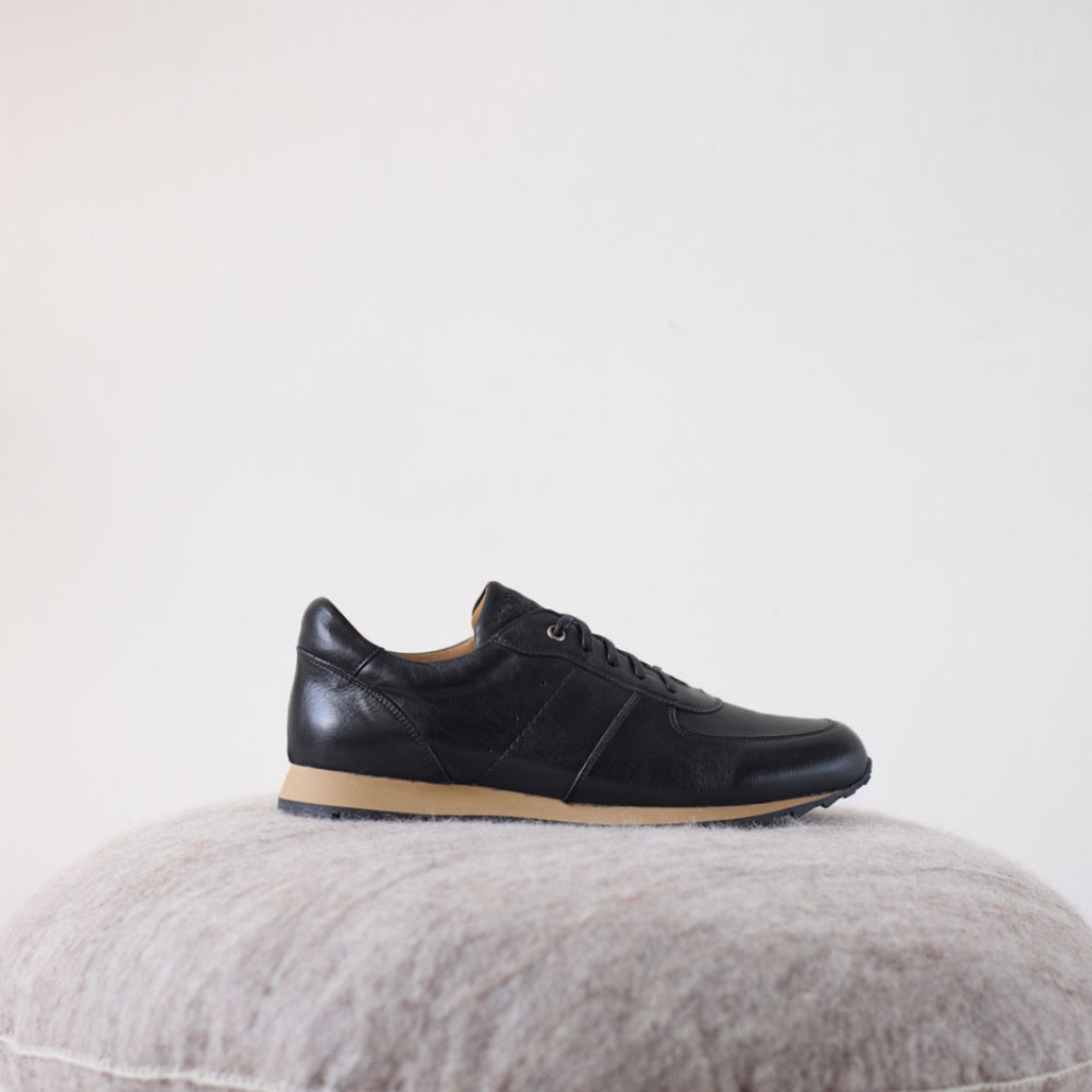 Hardrige, Casper Noir