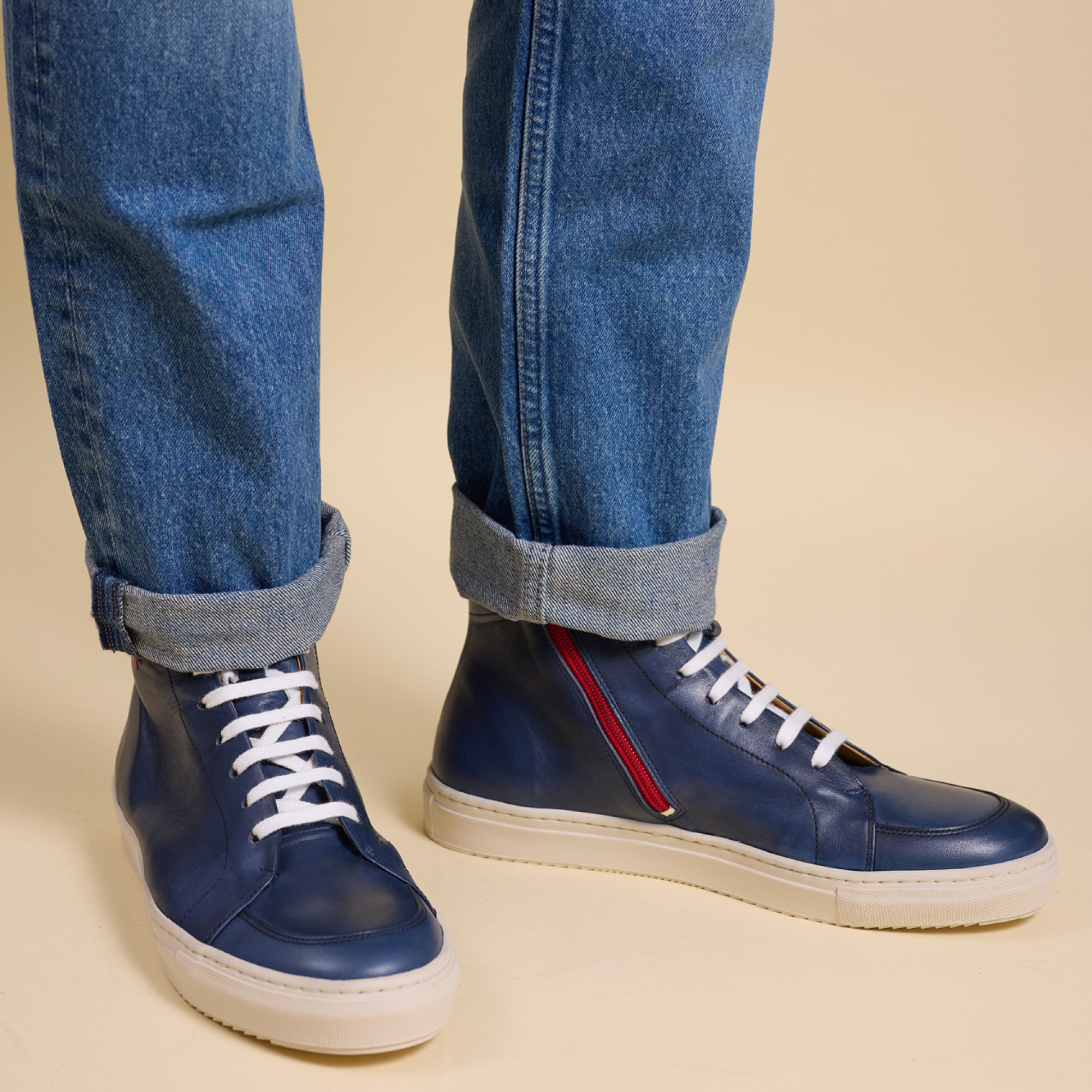Hardrige, Domi Navy